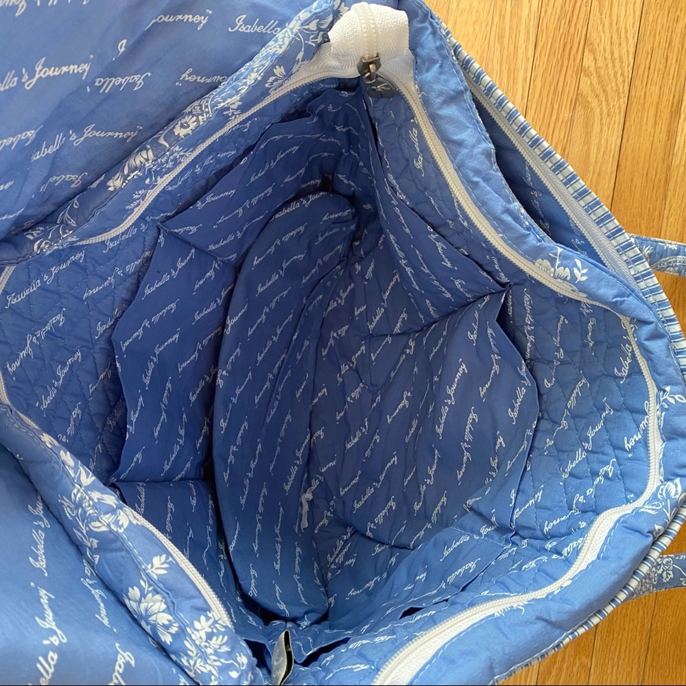 Isabella’s Journey quilted travel bag - Picture 6 of 11
